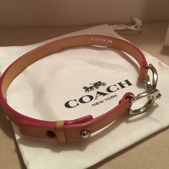 COACH DOUBLE WRAP LEATHER SIGNATURE C BRACELET - Picture 3 of 8